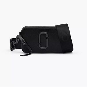 marc jacobs all black snapshot crossbody bag